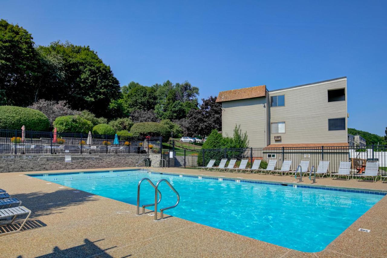 Lakeside Delight, Unit 423 Laconia Exterior photo